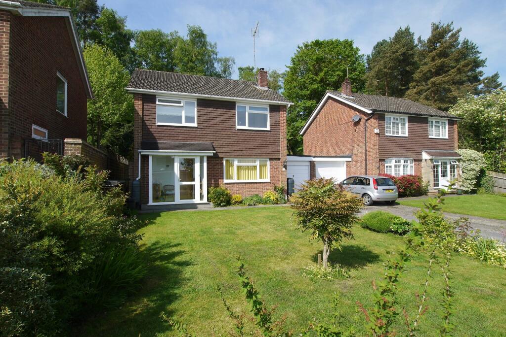 4 bedroom link detached house for sale in Pontoise Close, Sevenoaks, TN13