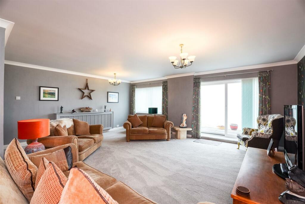 Additional property image - Sutton Lane, Ogmore By Sea, Vale Of Glamorgan, CF32 0PE