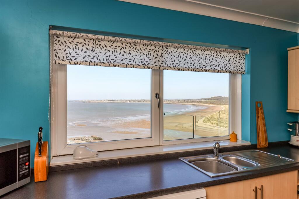 Additional property image - Sutton Lane, Ogmore By Sea, Vale Of Glamorgan, CF32 0PE