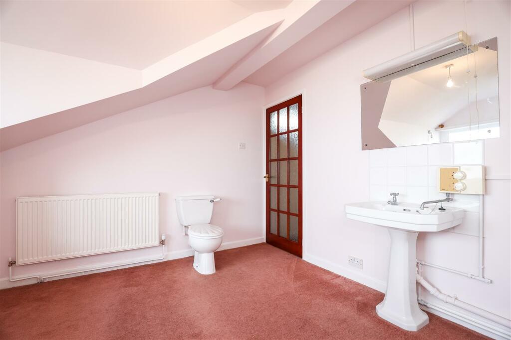 Additional property image - Sutton Lane, Ogmore By Sea, Vale Of Glamorgan, CF32 0PE