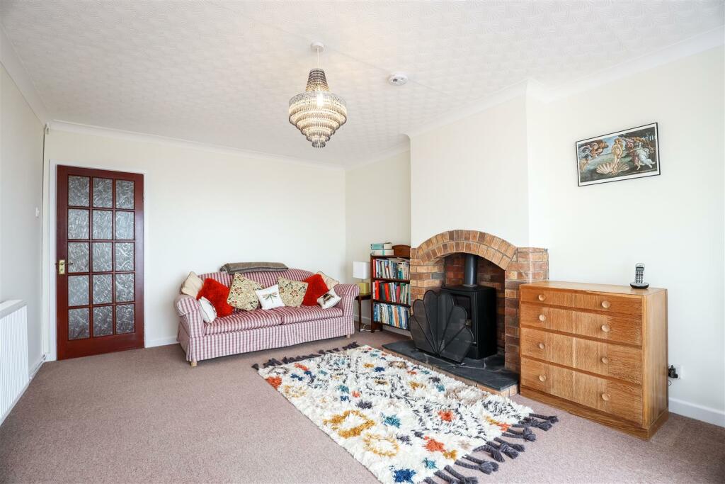 Additional property image - Sutton Lane, Ogmore By Sea, Vale Of Glamorgan, CF32 0PE