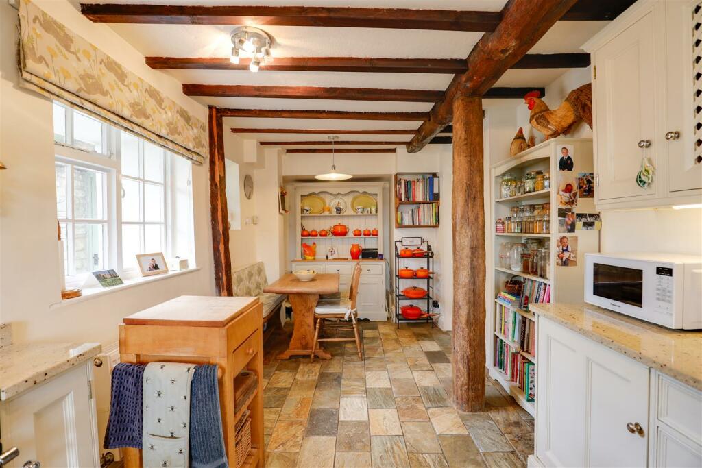 Additional property image - Llampha Cottage, Llampha, Nr Ewenny, Vale Of Glamorgan, CF35 5AF