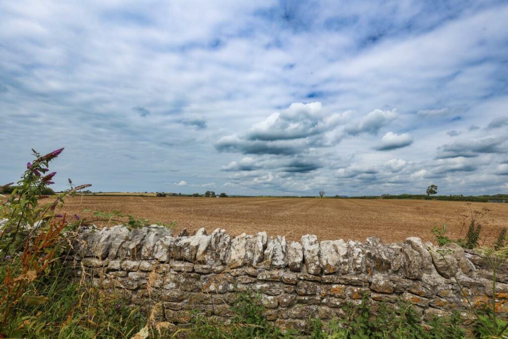 Additional property image - Llampha Cottage, Llampha, Nr Ewenny, Vale Of Glamorgan, CF35 5AF