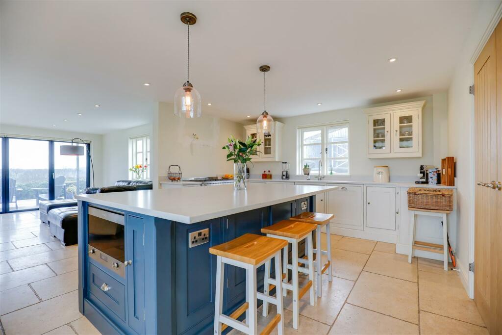 Additional property image - Tyn Y Cae Cottage, Peterston-Super-Ely, Cardiff, CF5 6NE