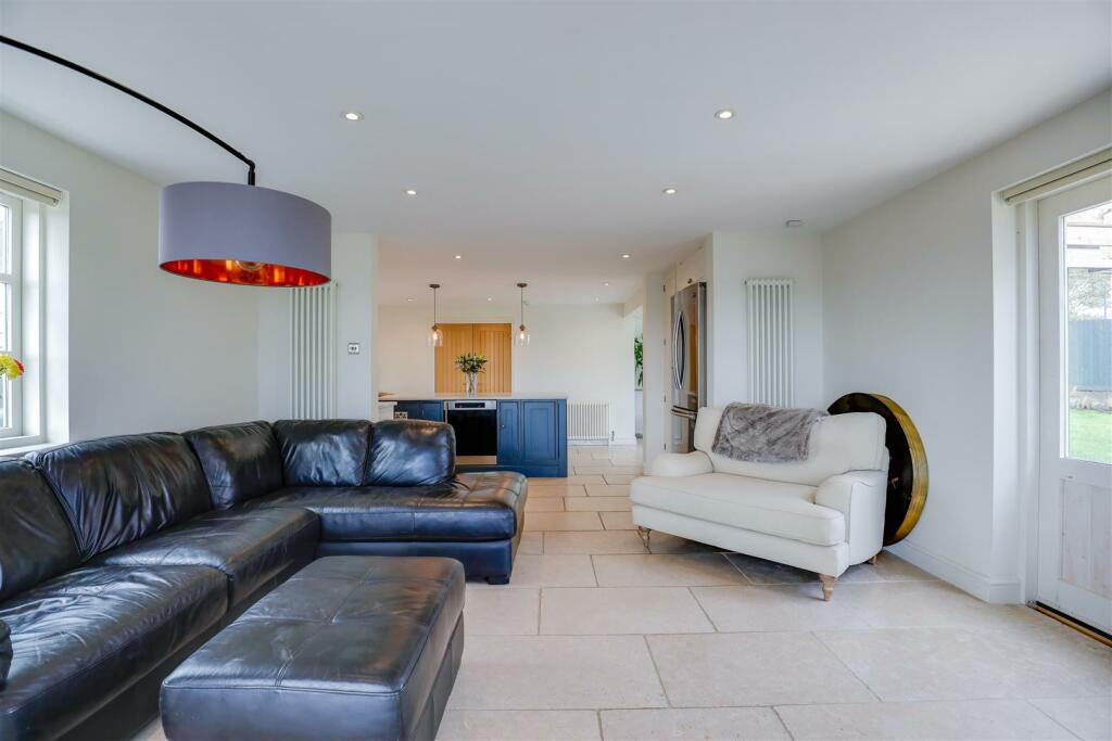 Additional property image - Tyn Y Cae Cottage, Peterston-Super-Ely, Cardiff, CF5 6NE