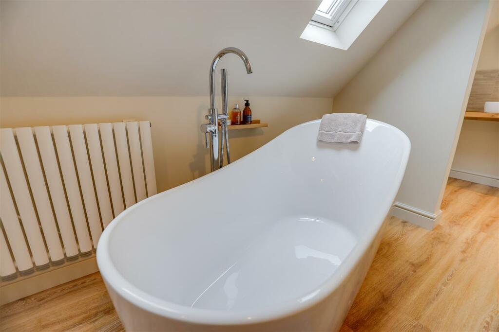 Additional property image - Tyn Y Cae Cottage, Peterston-Super-Ely, Cardiff, CF5 6NE