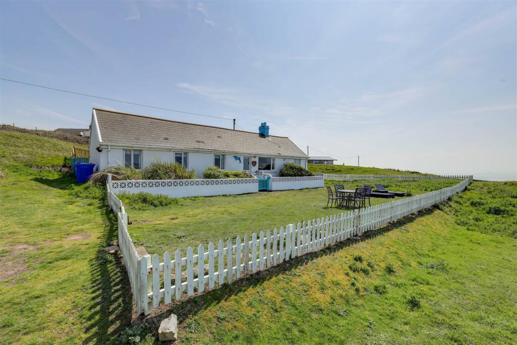 Additional property image - Channel View, Ogmore-By-Sea, Vale Of Glamorgan, CF32 0QA