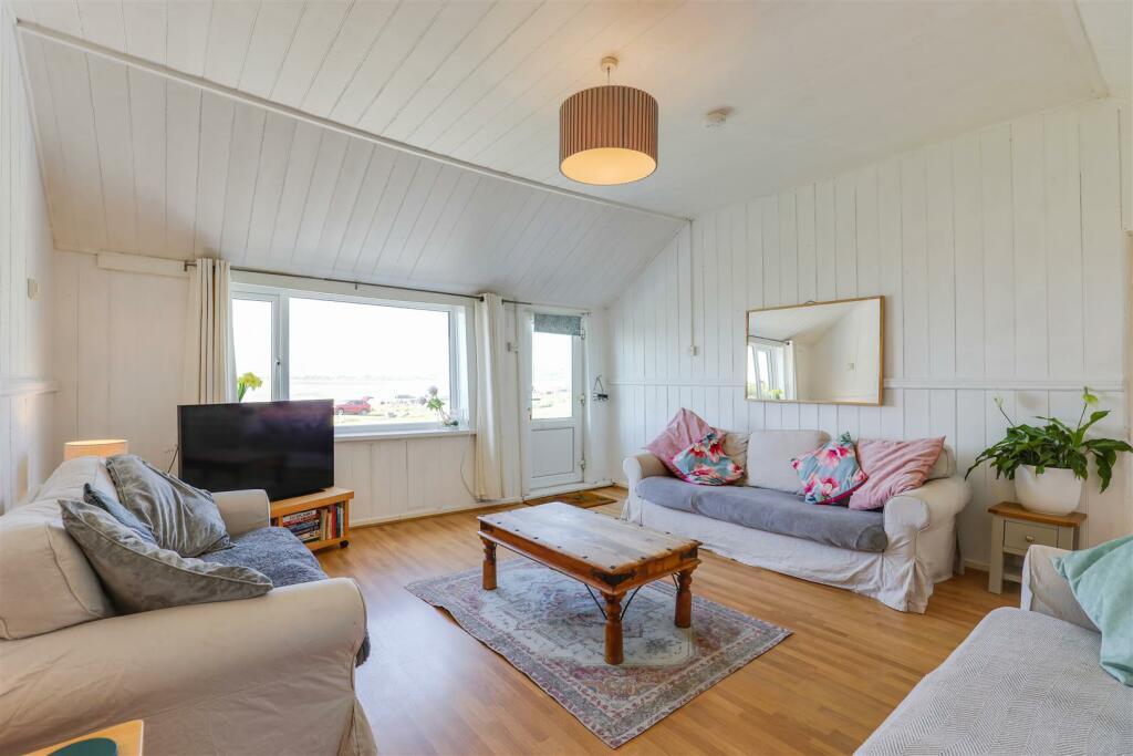 Additional property image - Channel View, Ogmore-By-Sea, Vale Of Glamorgan, CF32 0QA