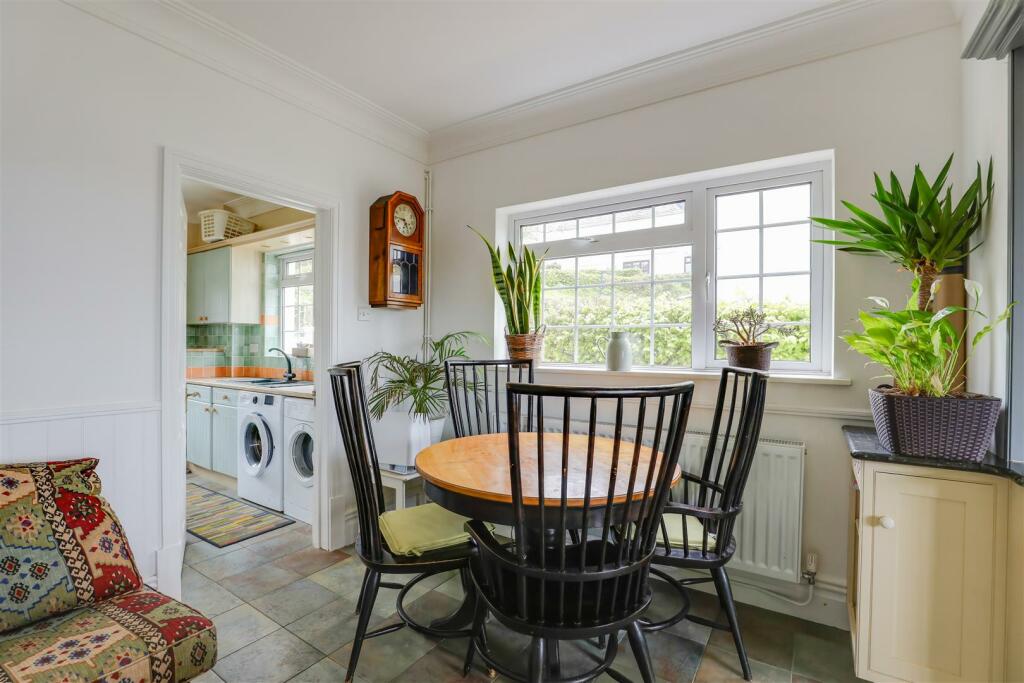 Additional property image - Broadlands, The Meadows, Penllyn, Nr Cowbridge, Vale of Glamorgan, CF71 7RL