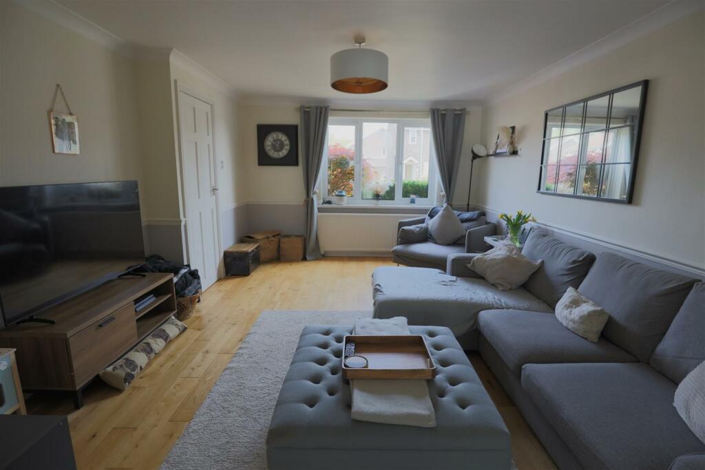 Additional property image - Millfield Drive, Cowbridge, Vale of Glamorgan, CF71 7BR
