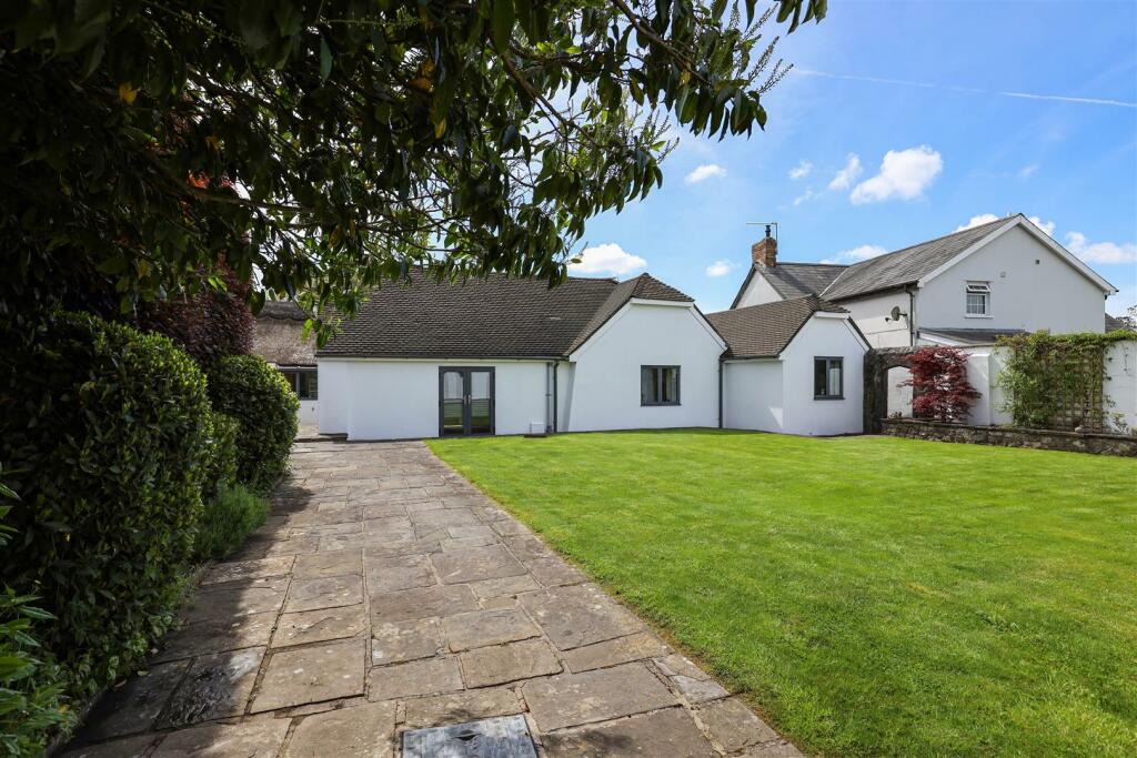 Additional property image - Trehill Cottage, St Nicholas, Vale Of Glamorgan, CF5 6SJ