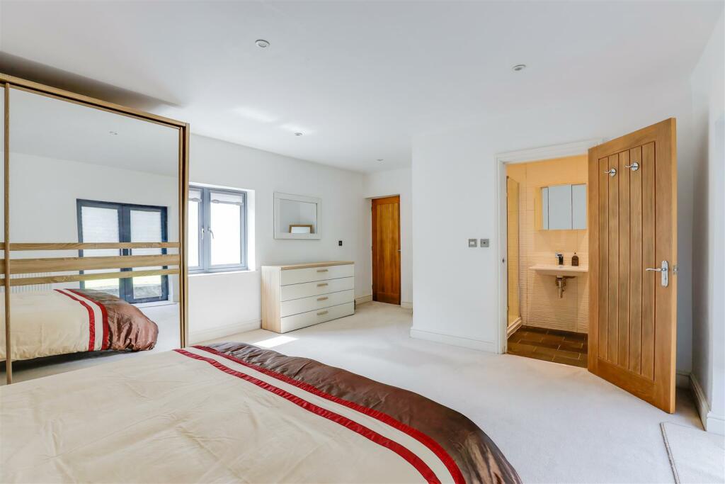 Additional property image - Trehill Cottage, St Nicholas, Vale Of Glamorgan, CF5 6SJ