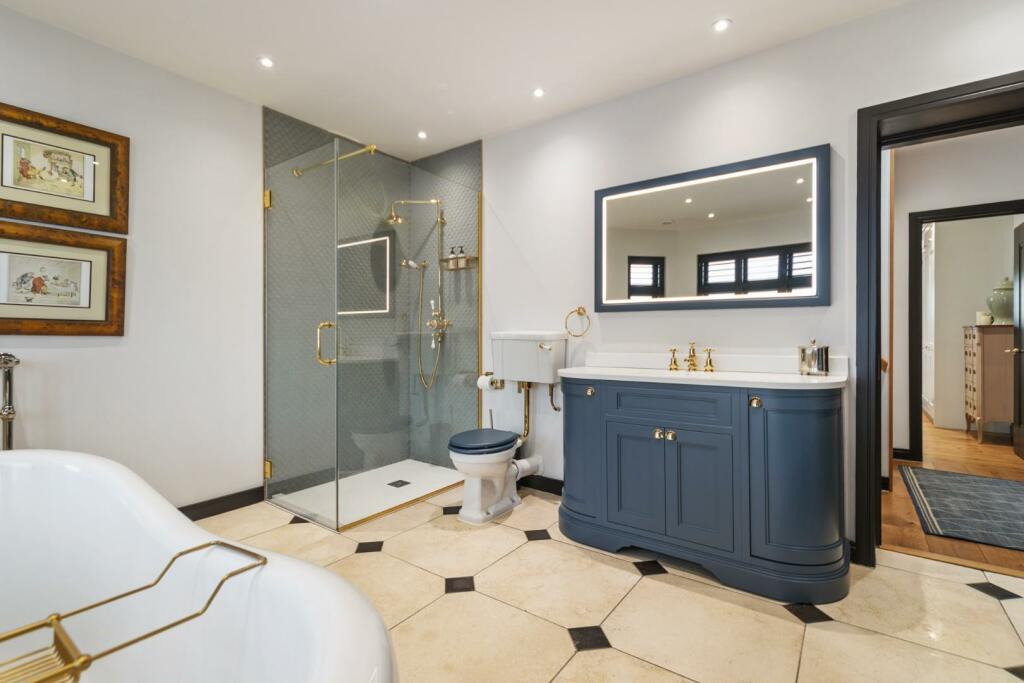 Additional property image - Pencisely Road, Cardiff, CF5 1DL