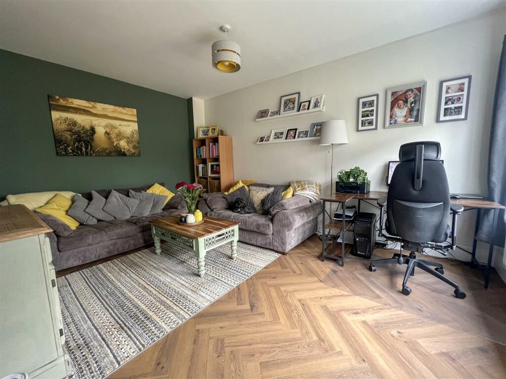 Additional property image - 15 Heol Cae Pwll, Colwinston, Cowbridge, Vale of Glamorgan, CF71 7PL
