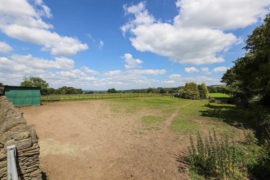 Additional property image - 1 Tynewydd Cottage Cilfynydd, Pontypridd, CF37 4HP
