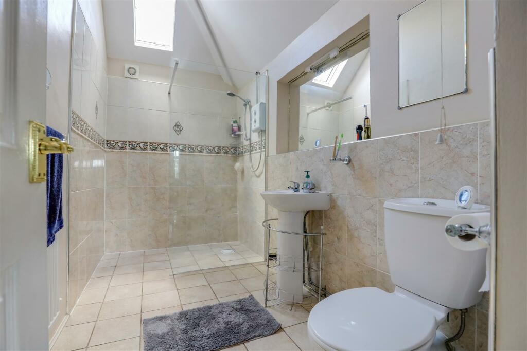 Additional property image - 1 Tynewydd Cottage Cilfynydd, Pontypridd, CF37 4HP