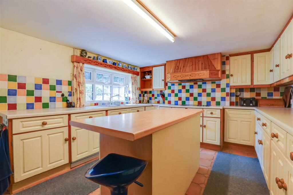 Additional property image - Peterston Super Ely, Vale of Glamorgan, CF5 6NE