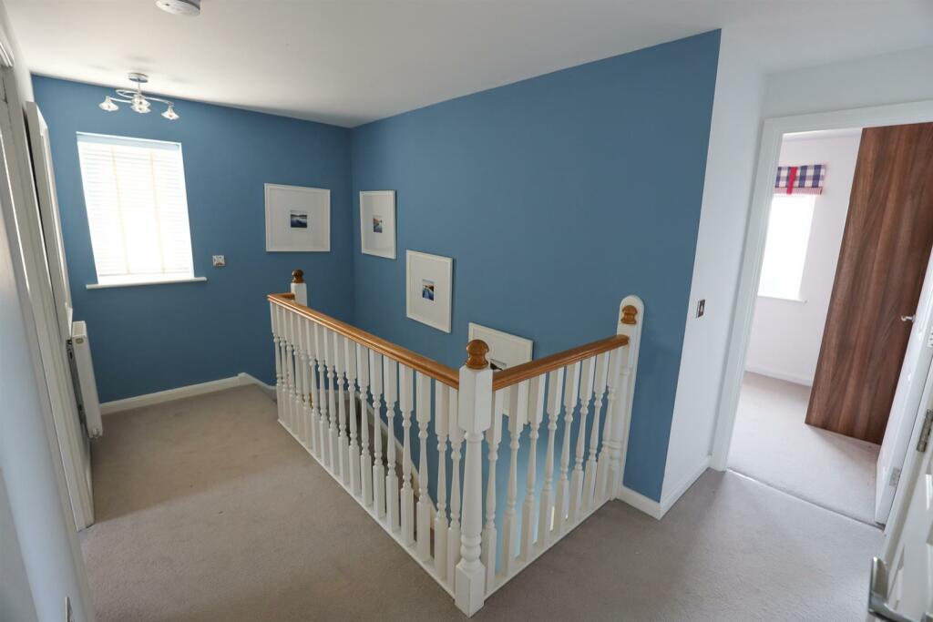 Additional property image - Channel View, Ogmore-By-Sea, Vale of Glamorgan, CF32 0QB