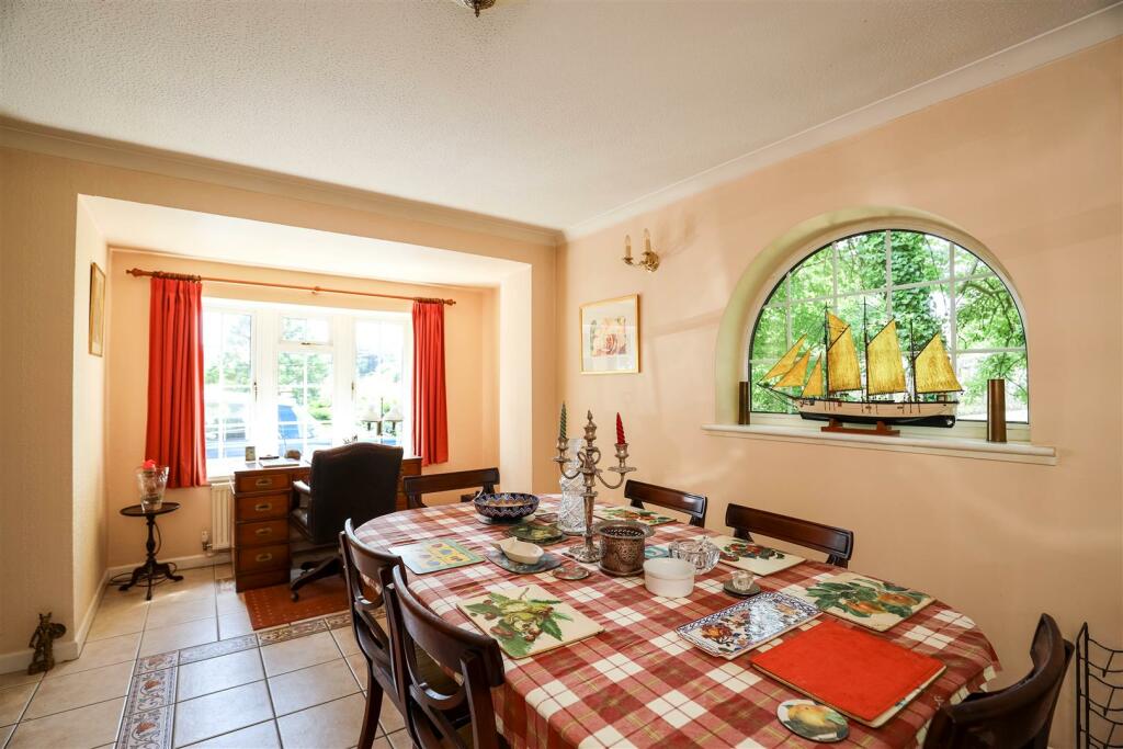 Additional property image - Flanders Road, Llantwit Major, Vale of Glamorgan, CF61 1RL