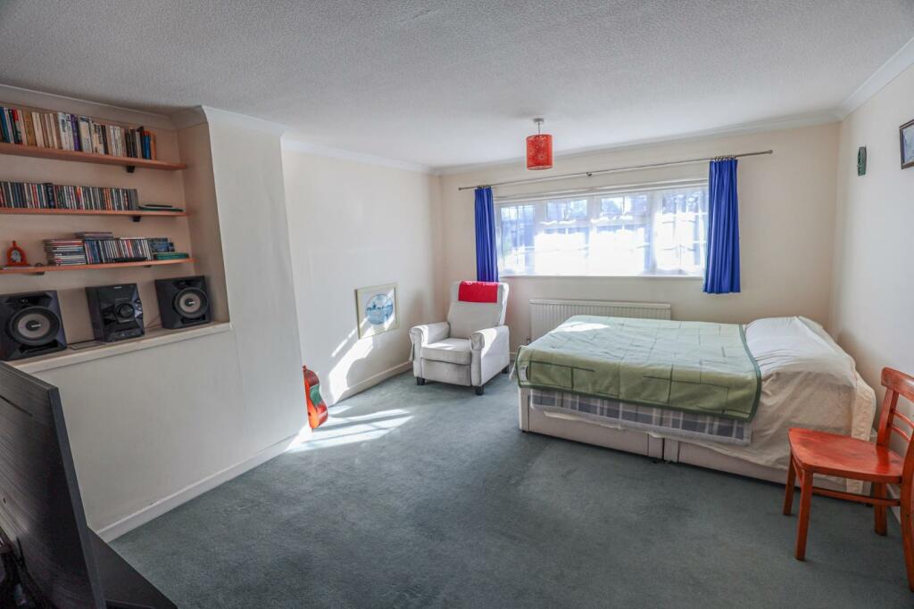 Additional property image - Flanders Road, Llantwit Major, Vale of Glamorgan, CF61 1RL
