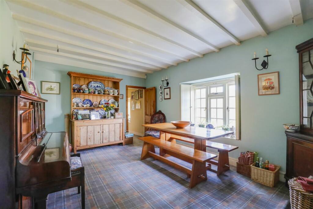 Additional property image - Piccadilly, Llanblethian, Nr Cowbridge, Vale of Glamorgan, CF71 7JL