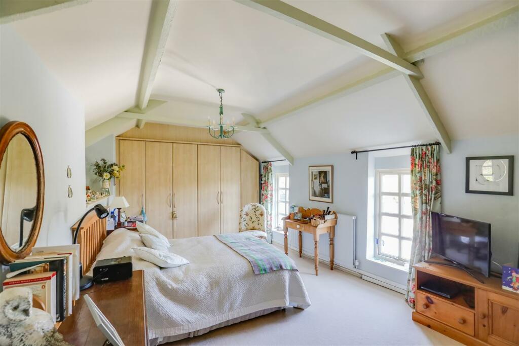 Additional property image - Piccadilly, Llanblethian, Nr Cowbridge, Vale of Glamorgan, CF71 7JL