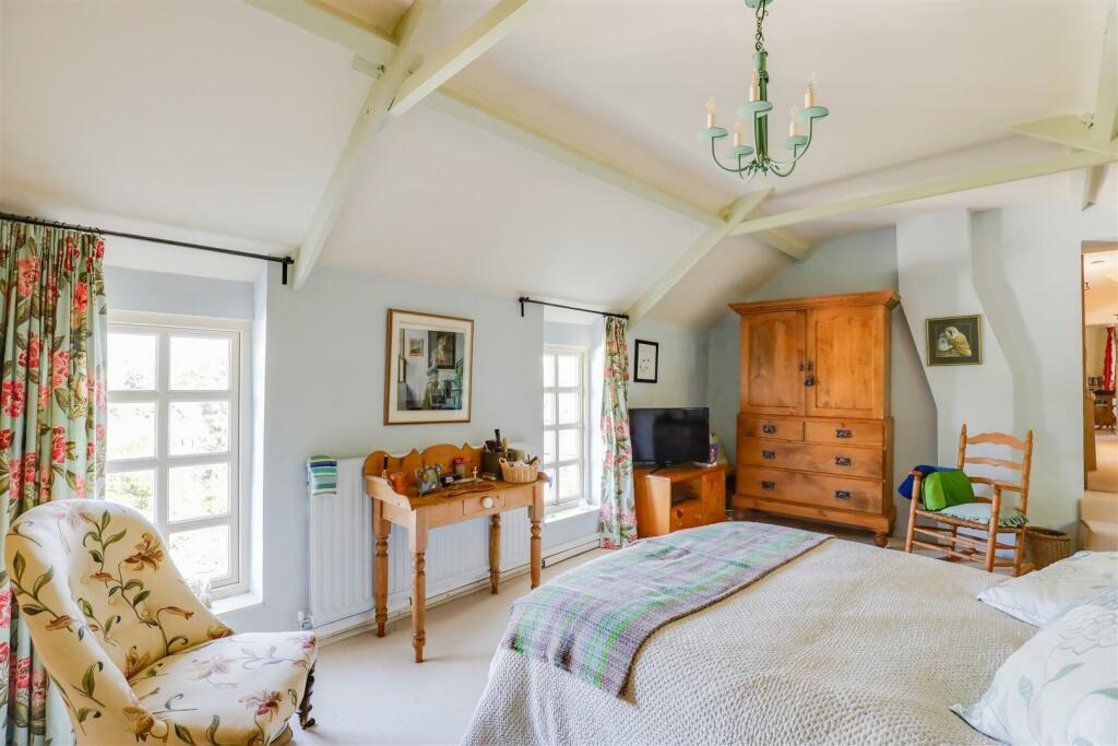 Additional property image - Piccadilly, Llanblethian, Nr Cowbridge, Vale of Glamorgan, CF71 7JL