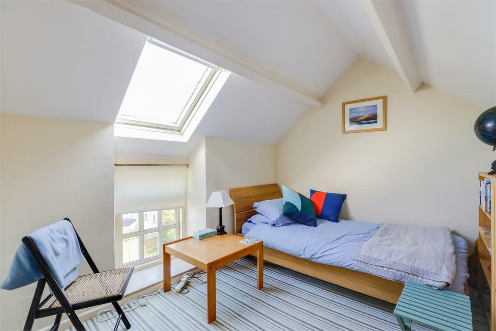 Additional property image - Piccadilly, Llanblethian, Nr Cowbridge, Vale of Glamorgan, CF71 7JL