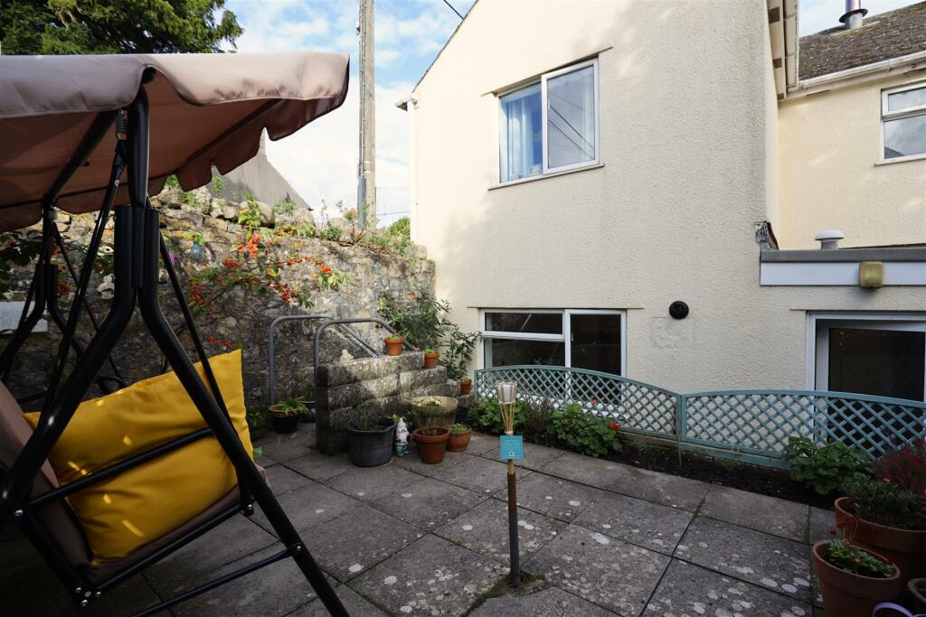 Additional property image - Colhugh Street, Llantwit Major, Vale of Glamorgan, CF61 1RE