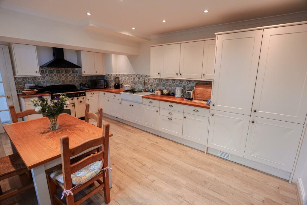 Additional property image - Greenfield, The Fields, Southerndown, Vale of Glamorgan, CF32 0RP