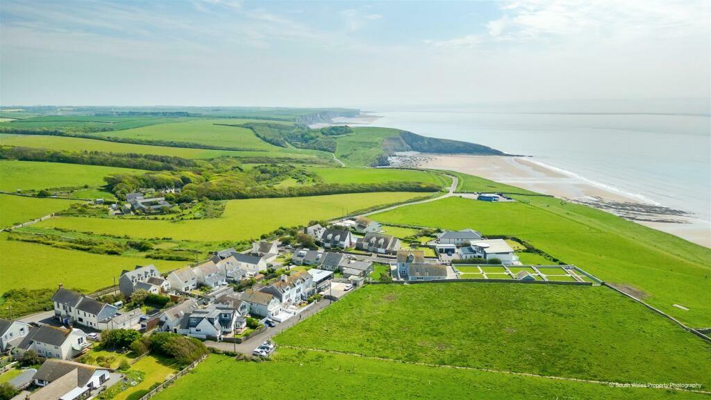 Additional property image - Greenfield, The Fields, Southerndown, Vale of Glamorgan, CF32 0RP
