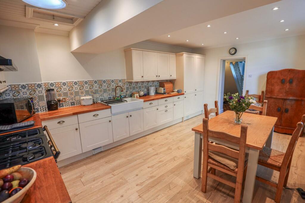 Additional property image - Greenfield, The Fields, Southerndown, Vale of Glamorgan, CF32 0RP