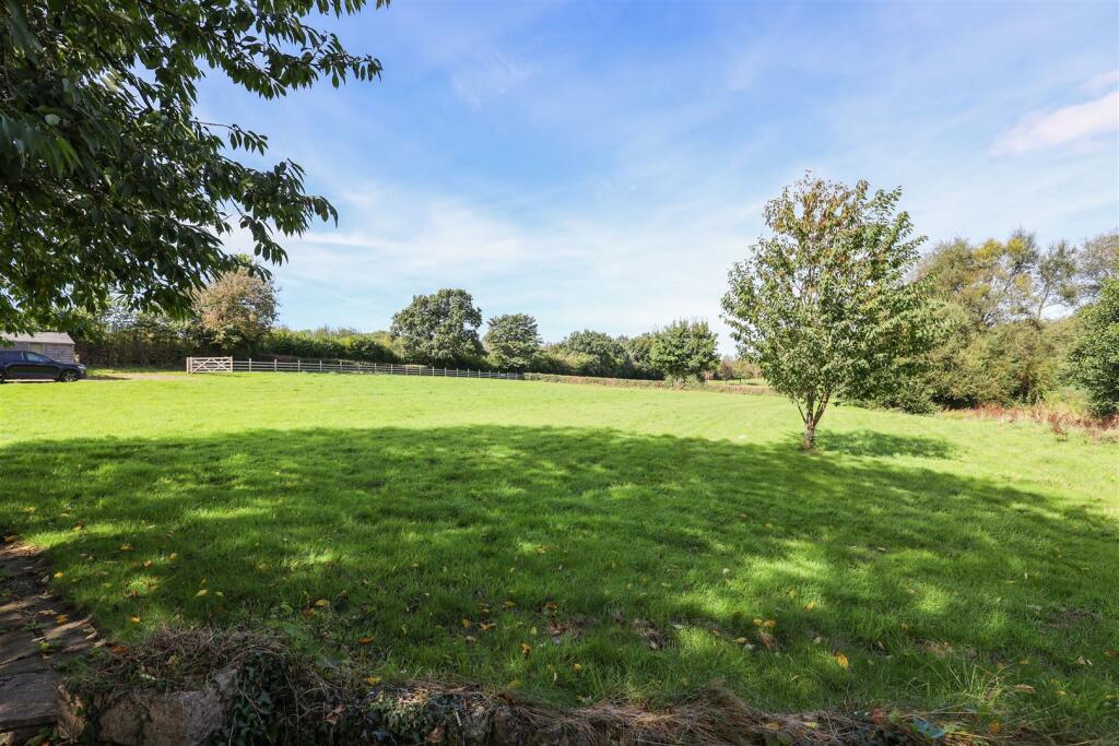 Additional property image - Tredodridge, Near Cowbridge, Vale of Glamorgan, CF71 7UL
