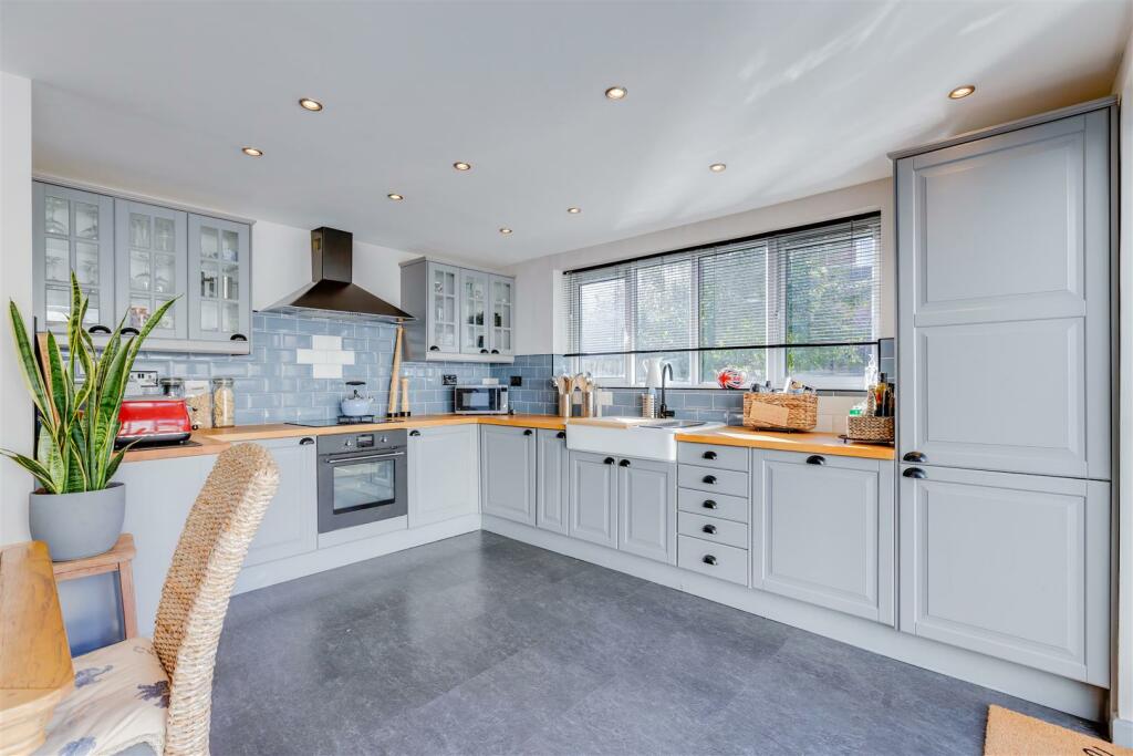 Additional property image - St. Brides Major, Vale Of Glamorgan, CF32 0SB