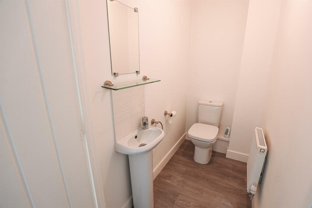 Additional property image - Cae Ffynnon, Cowbridge, Vale Of Glamorgan, CF71 7FJ