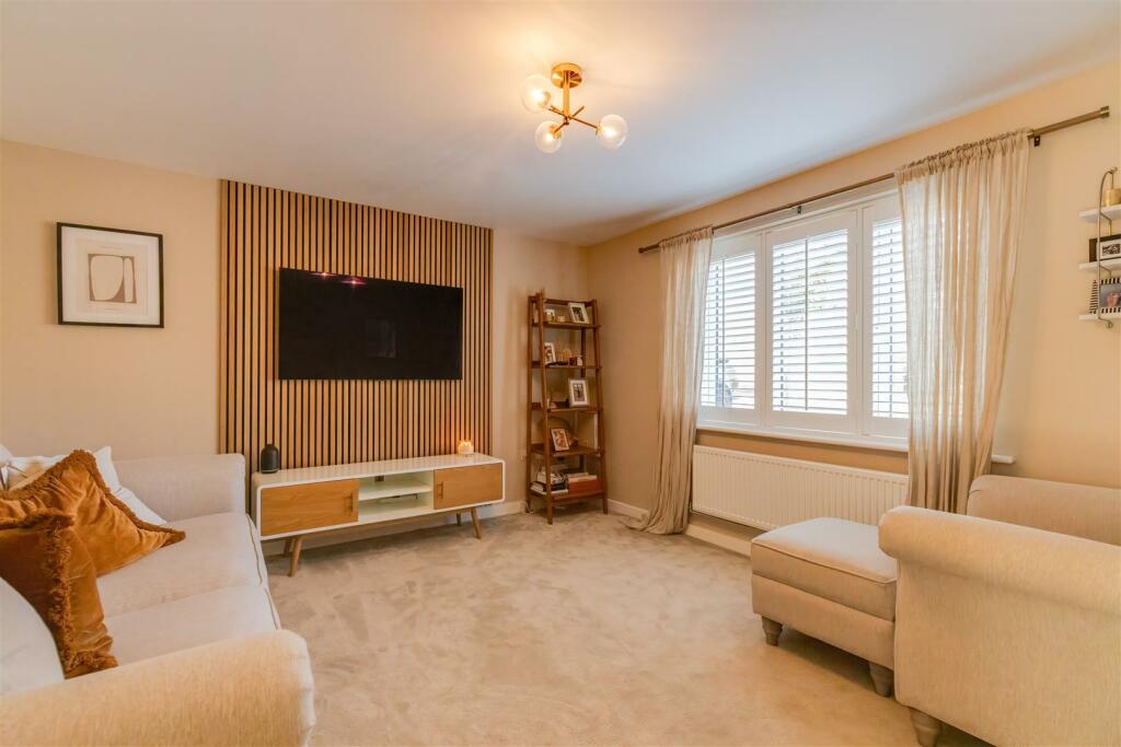 Additional property image - Plasnewydd Walk, Llantwit Major, Vale of Glamorgan, CF61 2YW