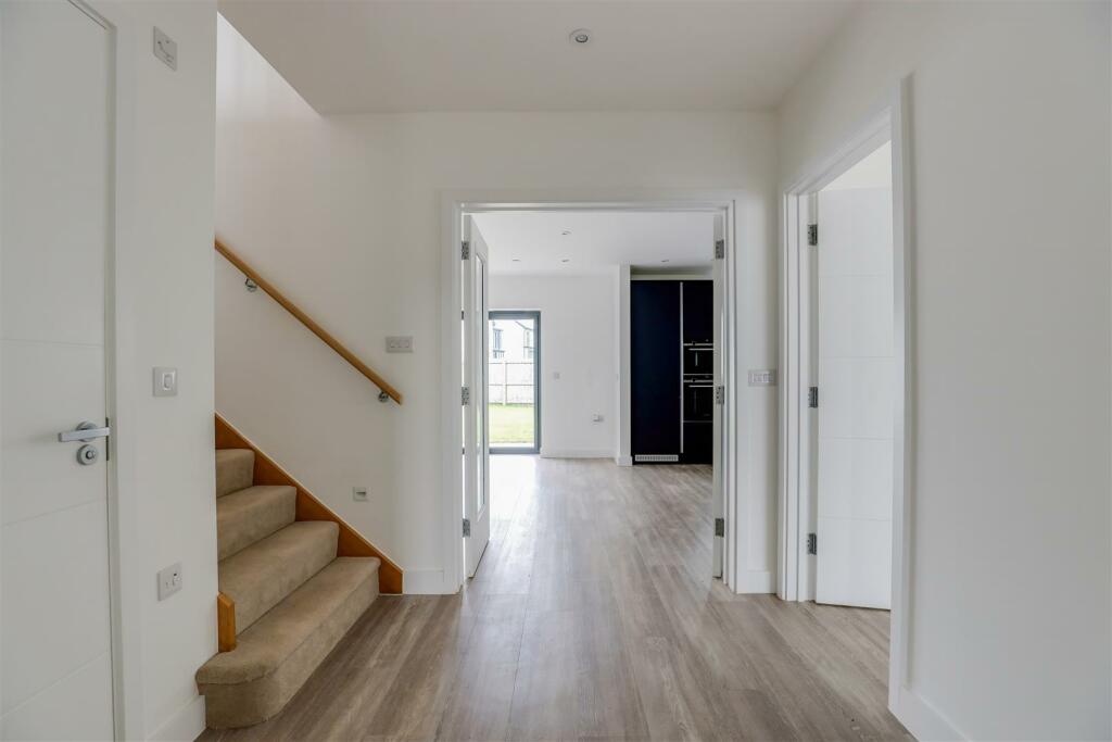Additional property image - Cottrell Gardens, Bonvilston, Vale of Glamorgan, CF5 6FX