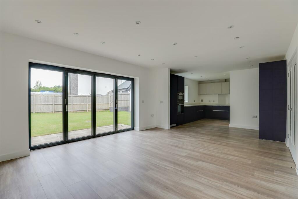 Additional property image - Cottrell Gardens, Bonvilston, Vale of Glamorgan, CF5 6FX