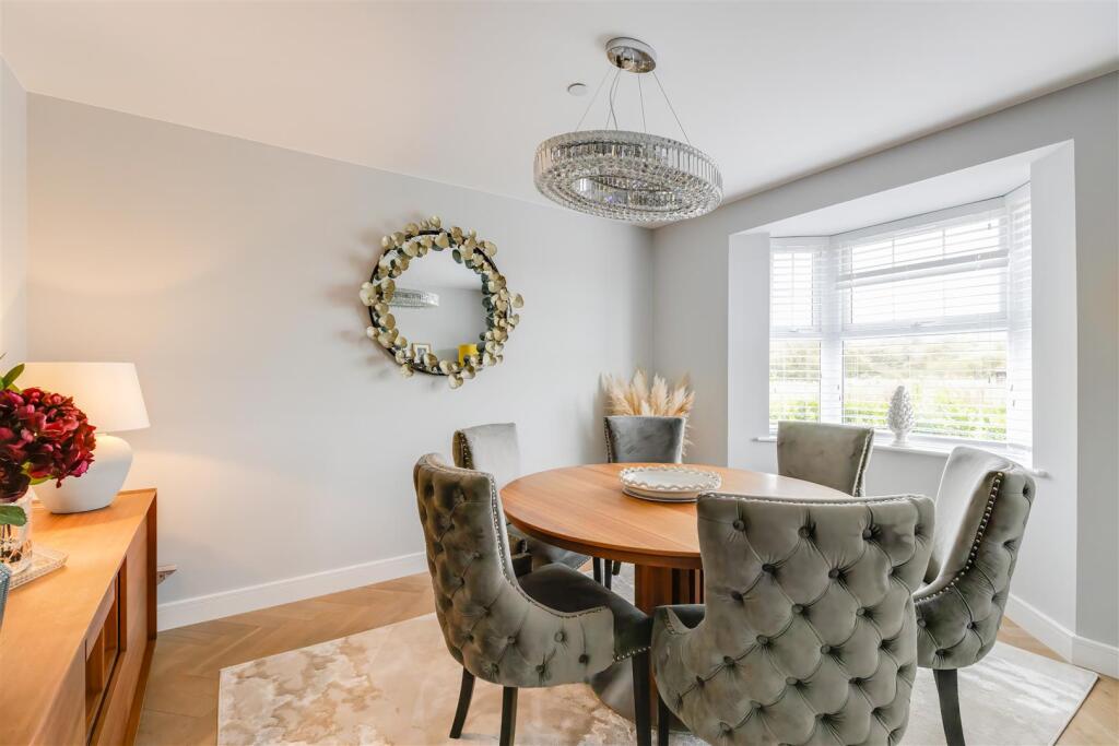 Additional property image - Thomas Clarke Road, Cowbridge, Vale Of Glamorgan, CF71 7FT