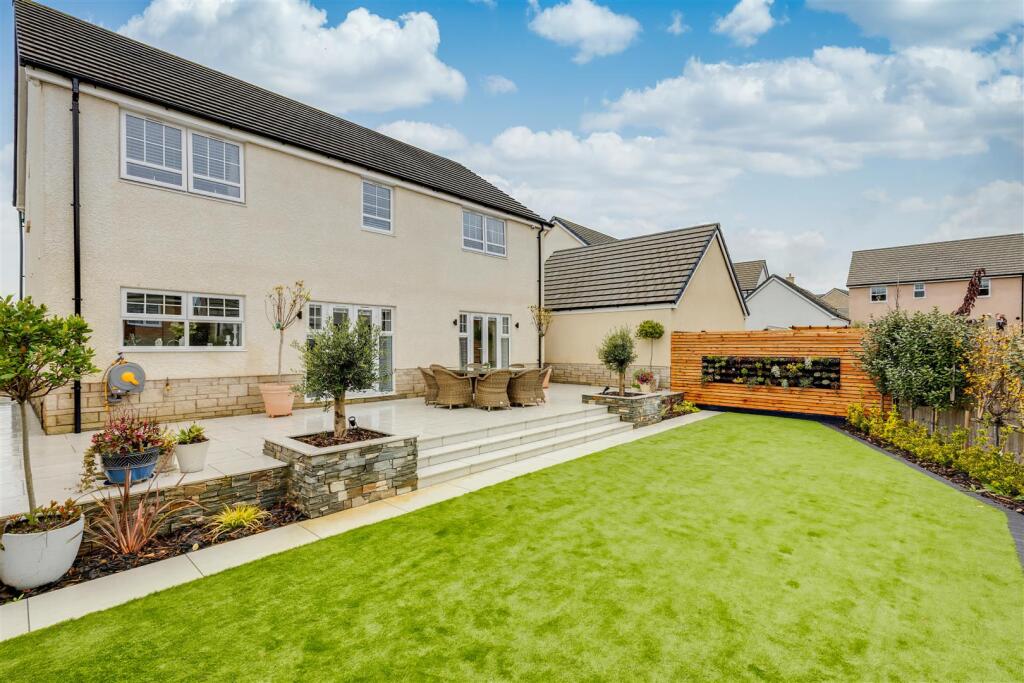 Additional property image - Thomas Clarke Road, Cowbridge, Vale Of Glamorgan, CF71 7FT