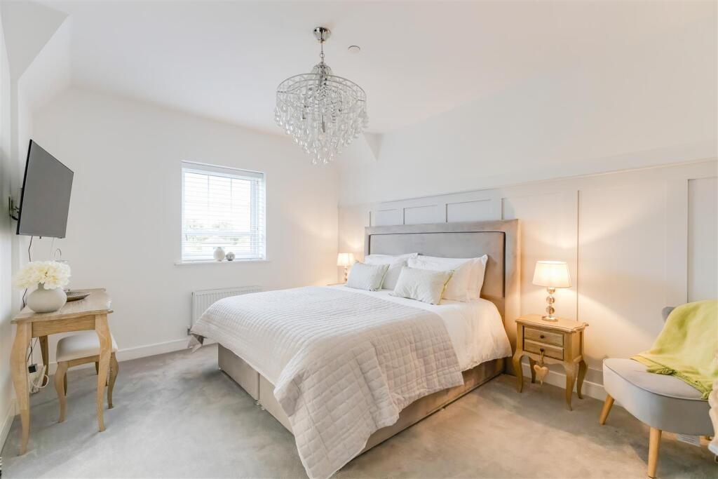 Additional property image - Thomas Clarke Road, Cowbridge, Vale Of Glamorgan, CF71 7FT