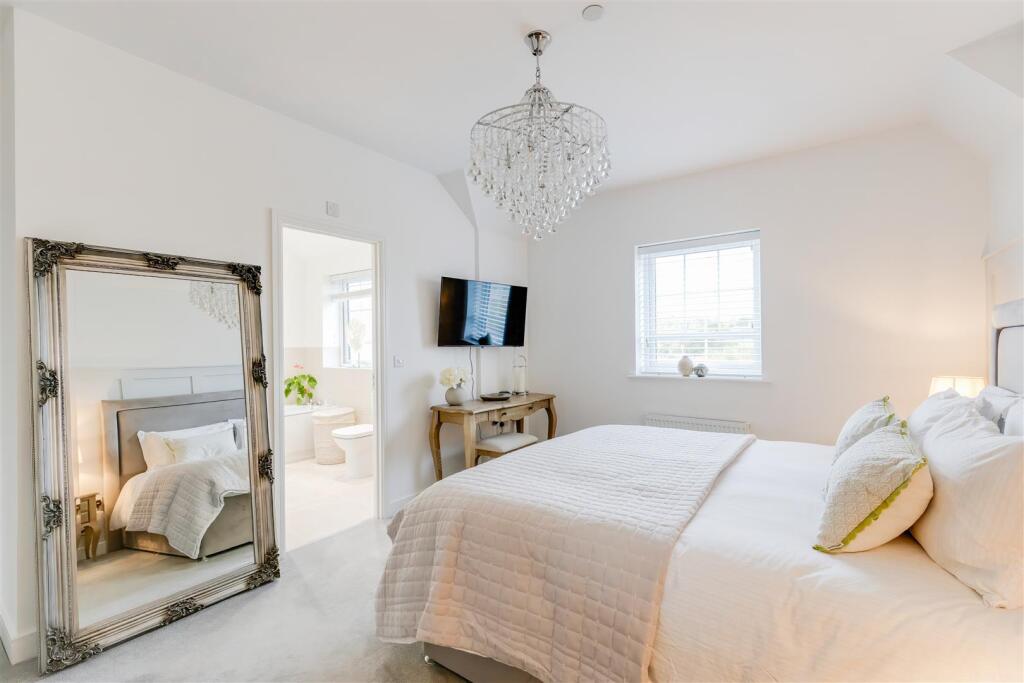 Additional property image - Thomas Clarke Road, Cowbridge, Vale Of Glamorgan, CF71 7FT