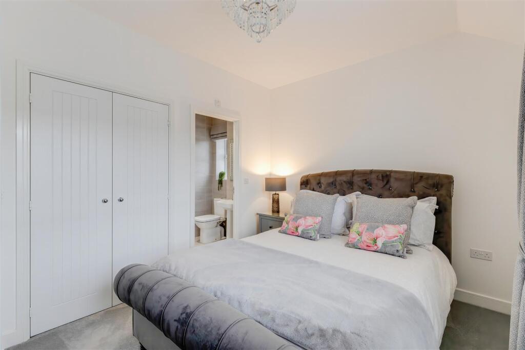 Additional property image - Thomas Clarke Road, Cowbridge, Vale Of Glamorgan, CF71 7FT