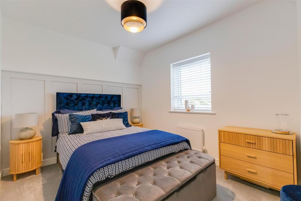 Additional property image - Thomas Clarke Road, Cowbridge, Vale Of Glamorgan, CF71 7FT