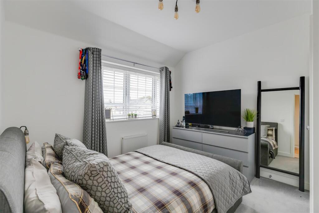 Additional property image - Thomas Clarke Road, Cowbridge, Vale Of Glamorgan, CF71 7FT