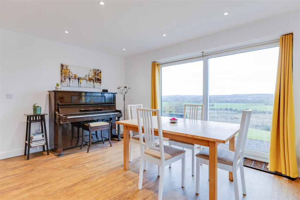 Additional property image - Dyffryn, Nr St Nicholas, Vale of Glamorgan, CF5 6SU