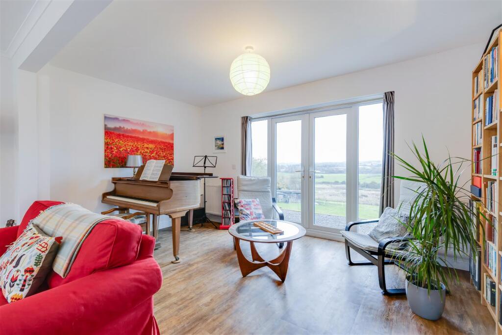 Additional property image - Dyffryn, Nr St Nicholas, Vale of Glamorgan, CF5 6SU