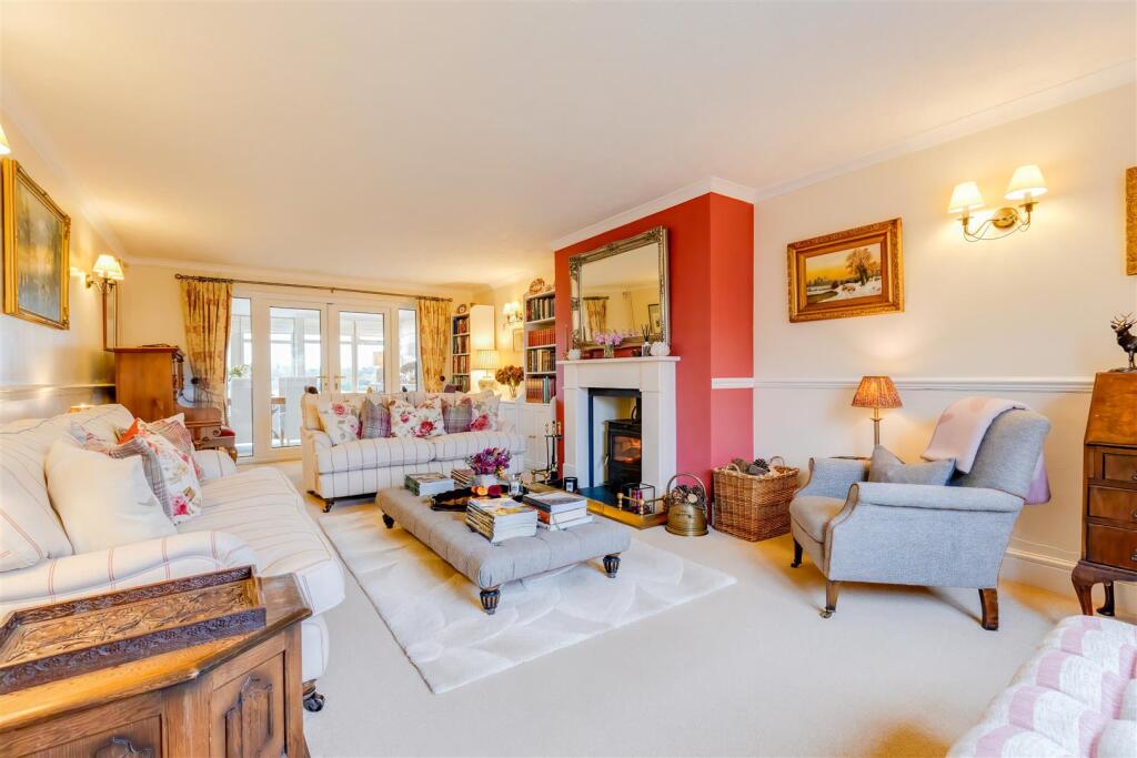 Additional property image - Tanglewood, Penmark, Vale Of Glamorgan, CF62 3BP