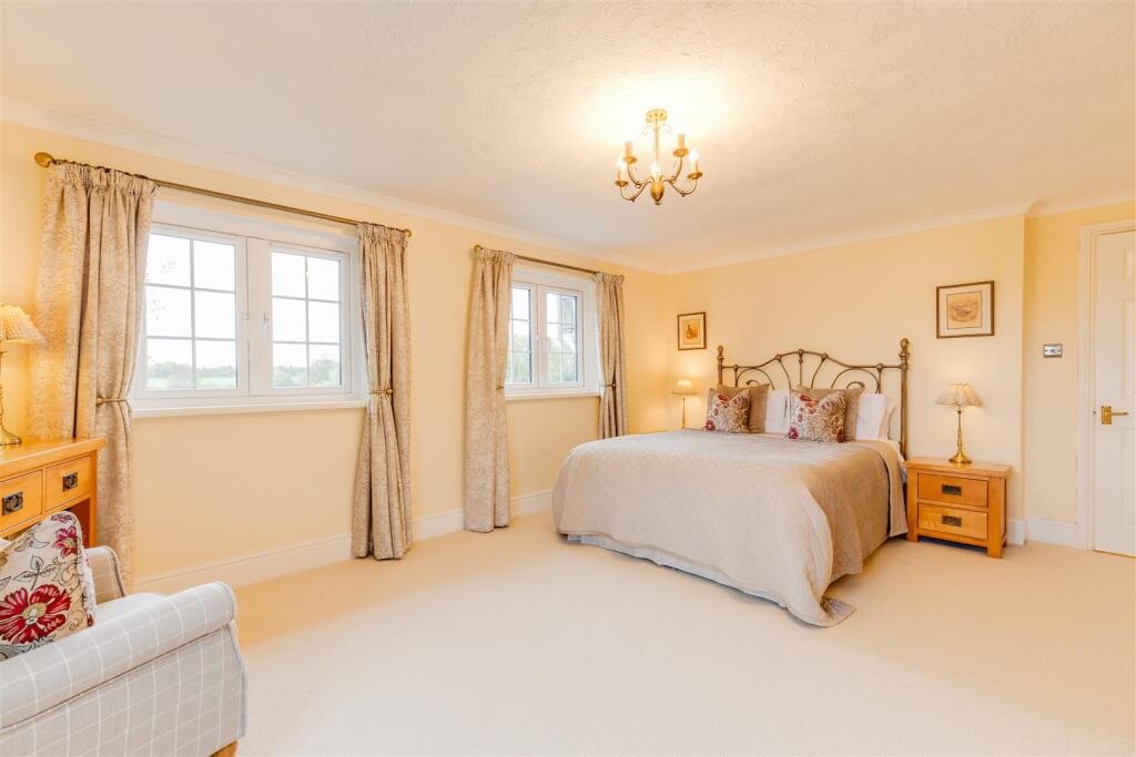 Additional property image - Tanglewood, Penmark, Vale Of Glamorgan, CF62 3BP