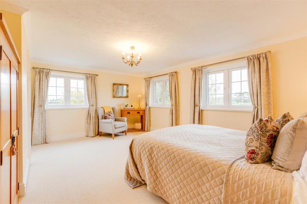 Additional property image - Tanglewood, Penmark, Vale Of Glamorgan, CF62 3BP